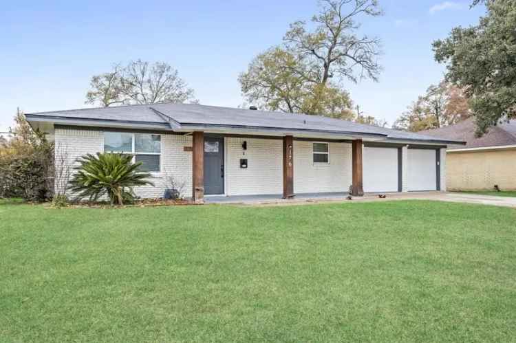 Single-family house For Sale in 176, Rosine Street, Beaumont, Texas