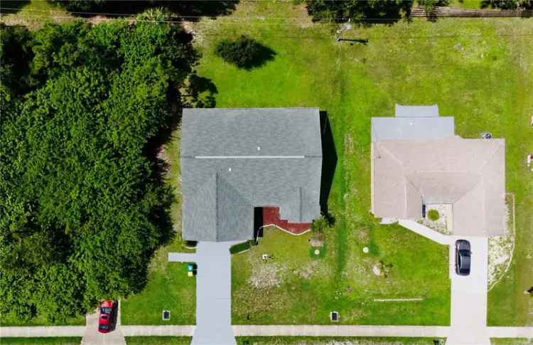 Single-family house For Sale in 23421, Peachland Boulevard, Port Charlotte, Florida