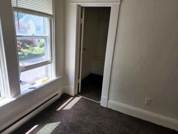 Apartment Unit for Rent