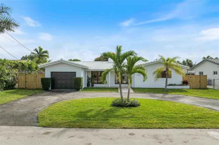 Single-family house For Sale in 2800, Northeast 56th Court, Fort Lauderdale, Florida