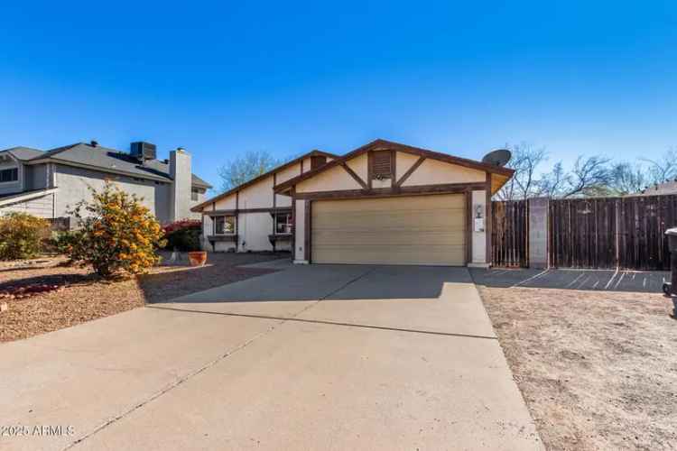 Single-family house For Sale in 7517, West Desert Cove Avenue, Peoria, Arizona