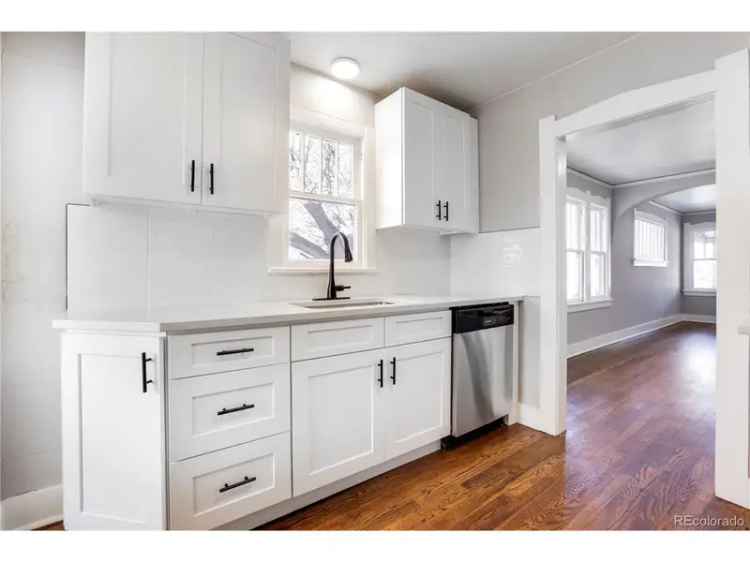 Single-family house For Sale in 2101, South Lafayette Street, Denver, Colorado