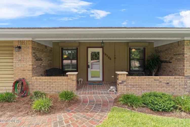 Single-family house For Sale in 16206, East Lullwater Drive, Panama City Beach, Florida