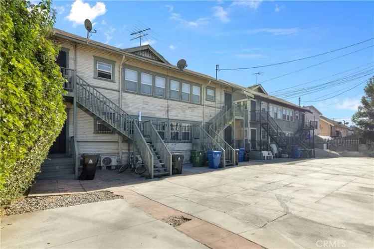 Multi-family house For Sale in 3025, Van Buren Place, Los Angeles, California