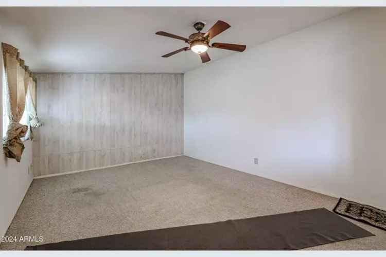 Apartment For Sale in 10456, West Oakmont Drive, Sun City, Arizona