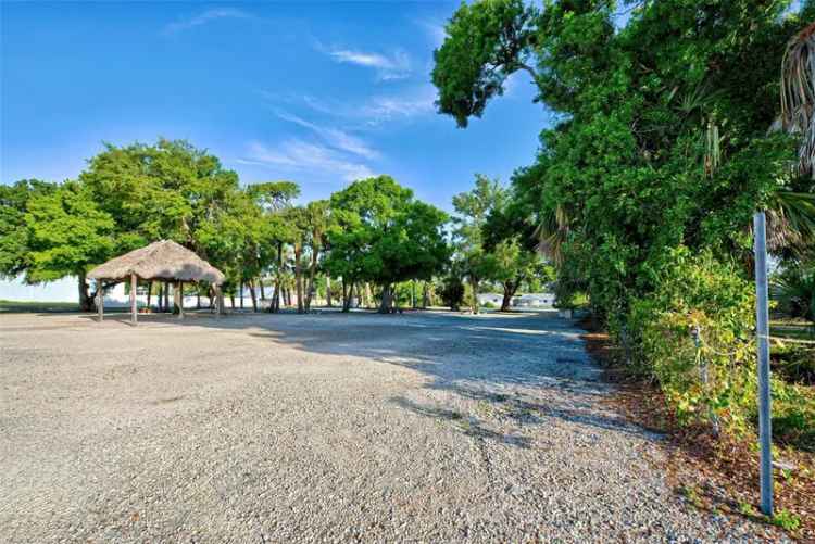 Land For Sale in 348, West Dearborn Street, Englewood, Florida