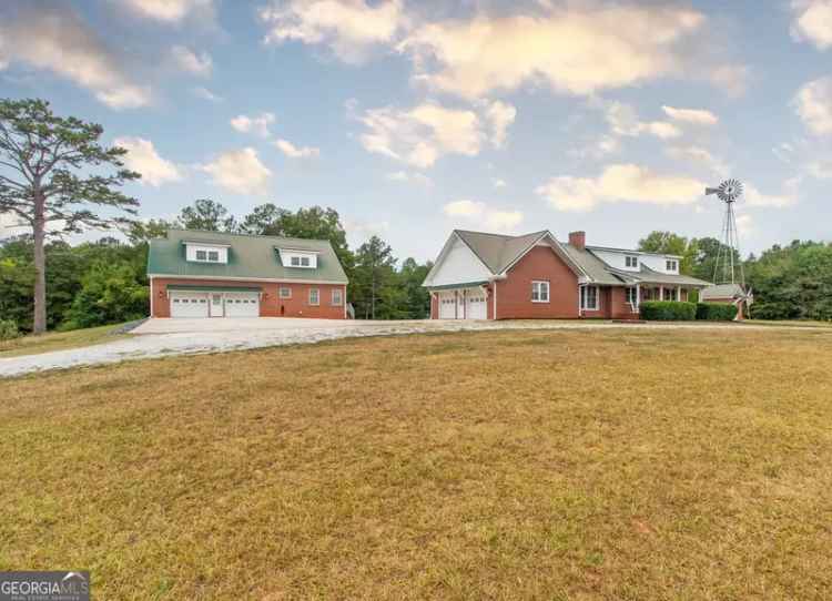 Single-family house For Sale in Senoia, Georgia