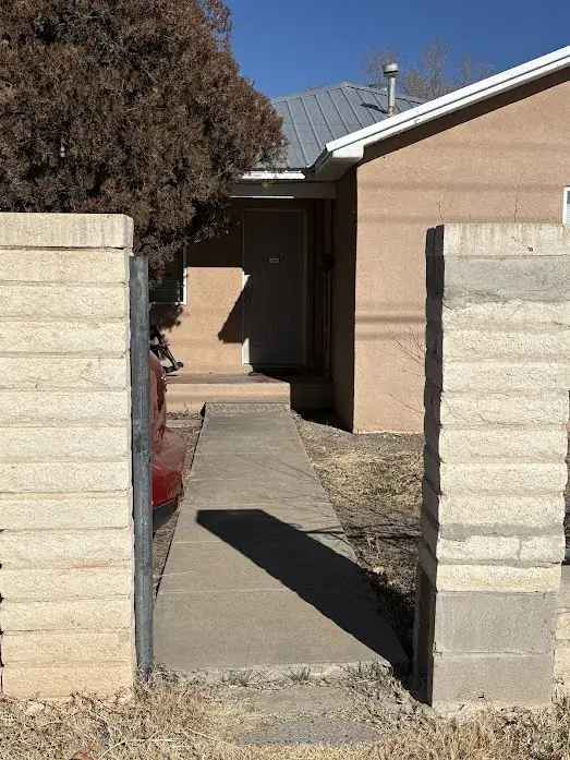 Home for Rent Near Albuquerque