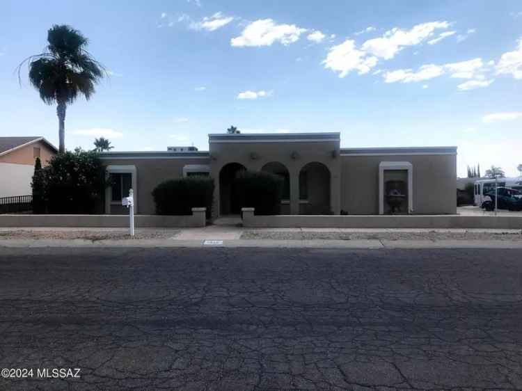 Single-family house For Sale in 1510, South Olympic Club Drive, Tucson, Arizona