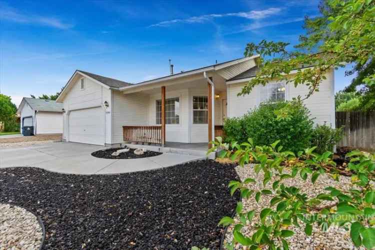 Single-family house For Sale in 1290, Rosewood Street, Mountain Home, Idaho