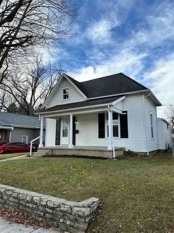 Single-family house For Sale in 144, Southwest 15th Street, Richmond, Indiana