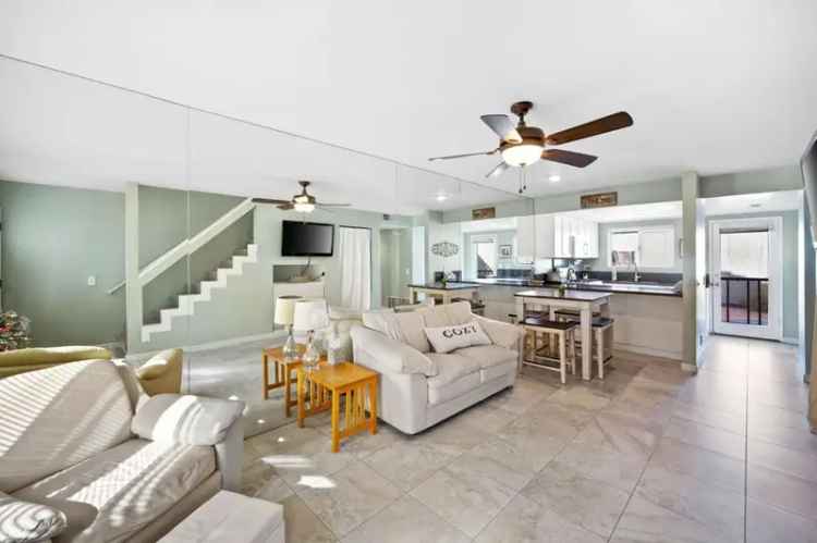 House For Sale in Palm Desert, California