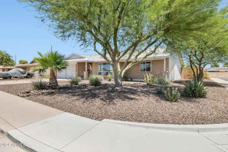 Single-family house For Sale in Glendale, Arizona