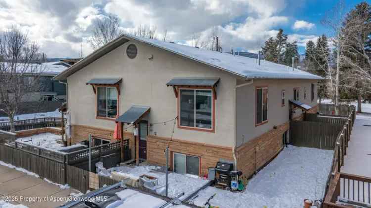 Single-family house For Sale in 395, South 2nd Street, Carbondale, Colorado