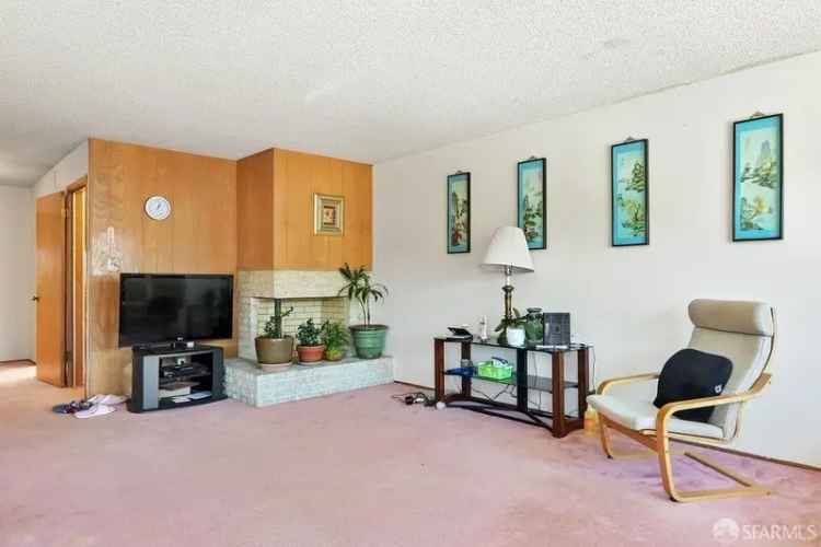 Single-family house For Sale in 570, Munich Street, San Francisco, California