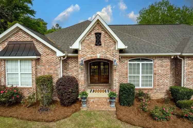 Single-family house For Sale in Dothan, Alabama