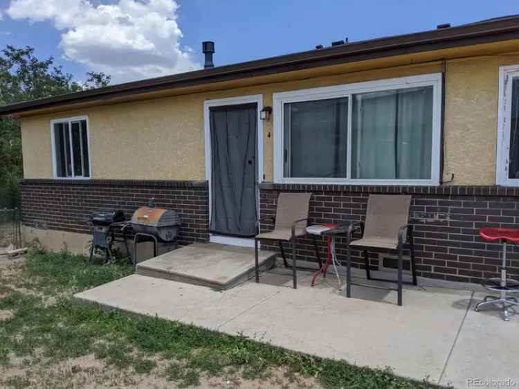 Multi-family house For Sale in 1720, Hampton South, Colorado Springs, Colorado