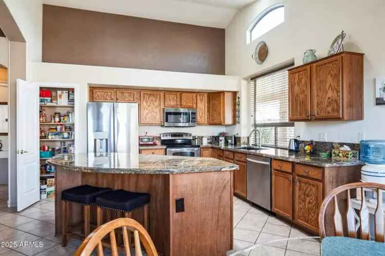 Single-family house For Sale in 18056, West Buena Vista Drive, Surprise, Arizona