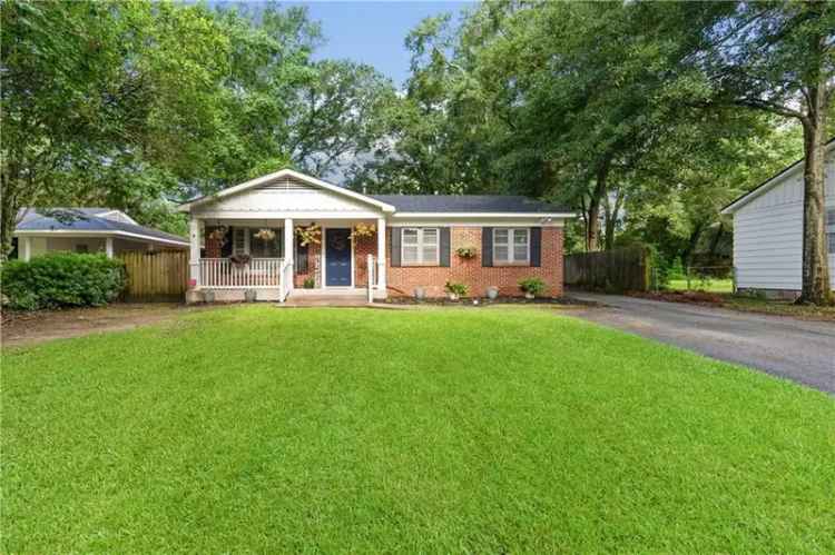 Single-family house For Sale in Mobile, Alabama