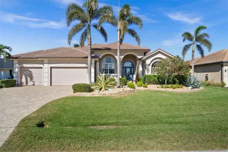 Single-family house For Sale in 1422, Kittiwake Drive, Punta Gorda, Florida