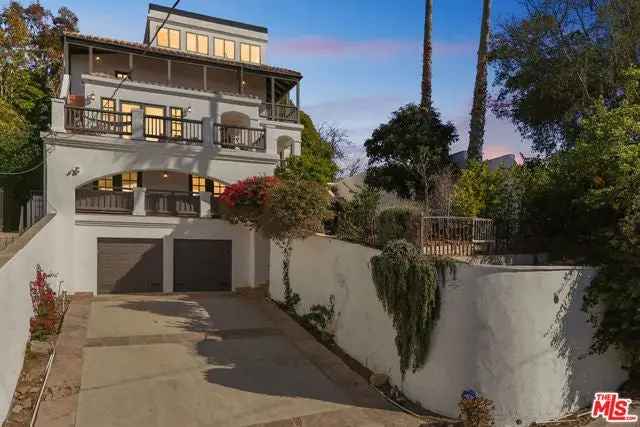 Single-family house For Sale in 4356, Hillview Drive, Unincorporated Santa Monica Mountains, California