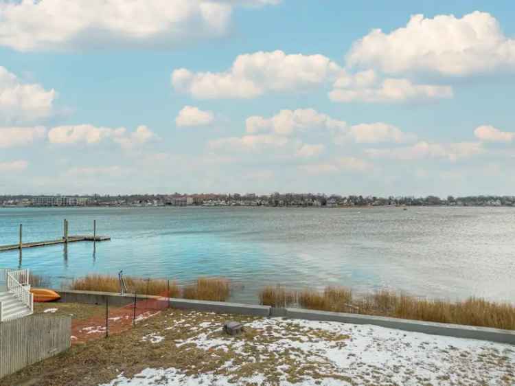 Land For Sale in 36, Shorefront Park, Norwalk, Connecticut