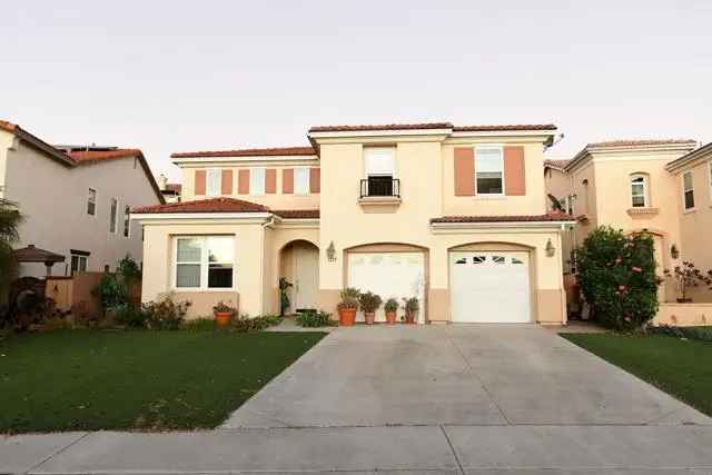 Single-family house For Sale in 1255, Sea Bird Way, San Diego, California