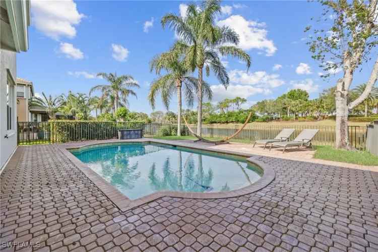 Single-family house For Sale in Fort Myers, Florida