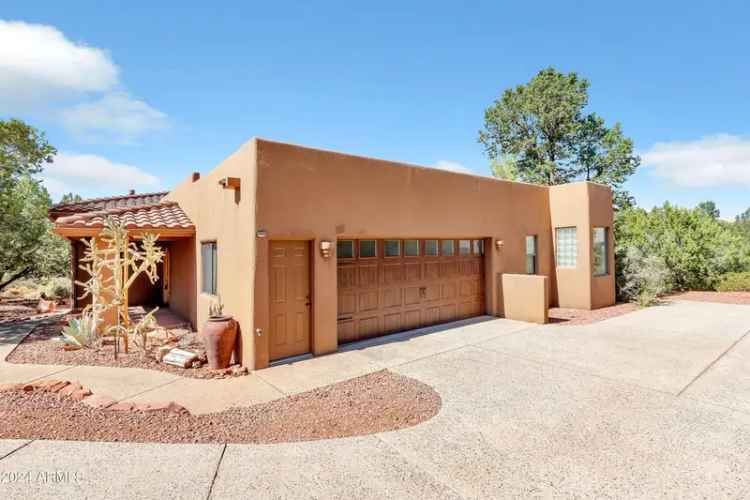 Single-family house For Sale in 88, Chapel Road, Sedona, Arizona