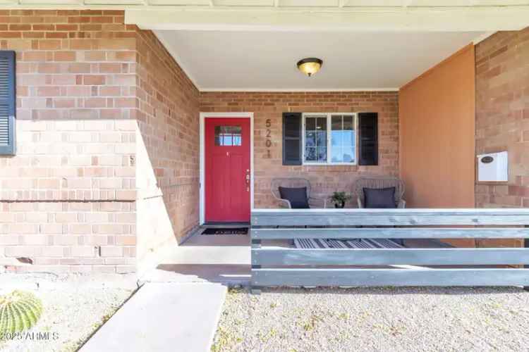 Single-family house For Sale in 5201, North 18th Place, Phoenix, Arizona