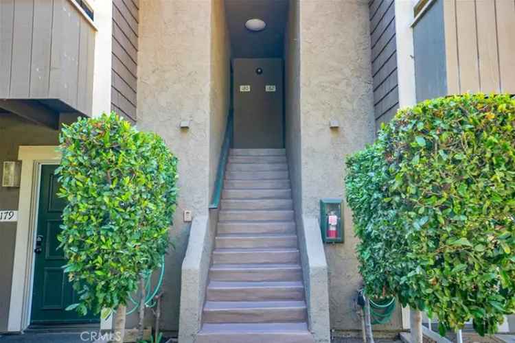 Condo For Sale in Irvine, California