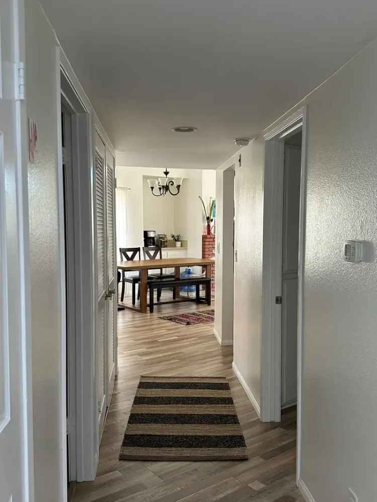 2 Bed 2 Bath Condo for Rent Top Floor End Unit