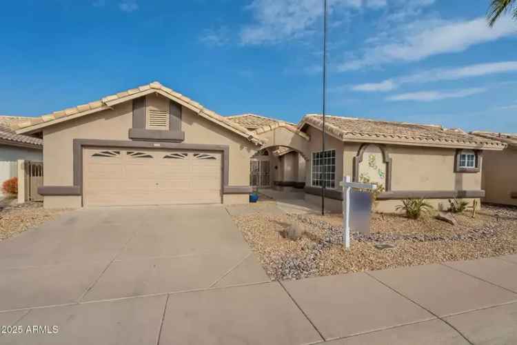 Single-family house For Sale in 14426, West Morning Star Trail, Surprise, Arizona