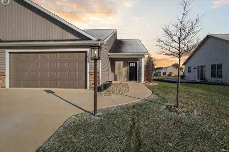 Condo For Sale in 1627, Clover Creek Lane, Goshen, Indiana