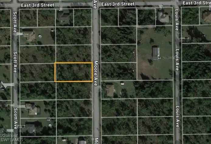 Land For Sale in 217, Moore Avenue, Florida