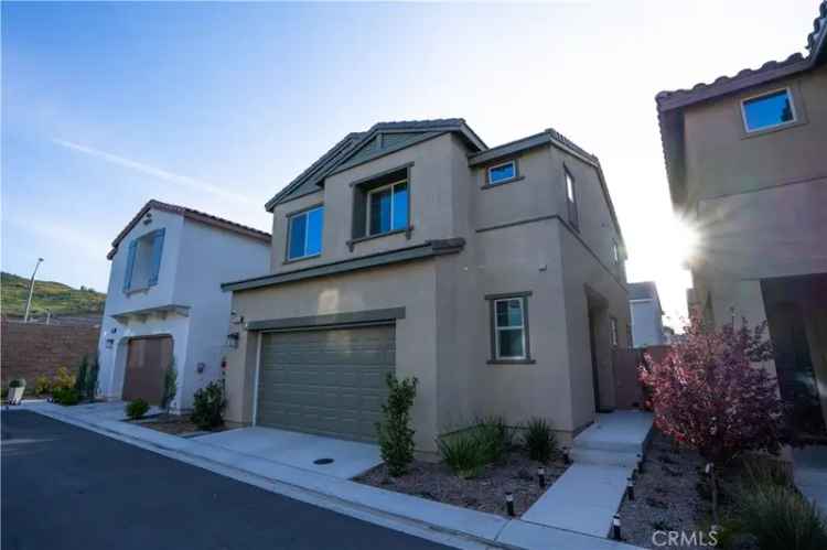 Condo For Sale in Winchester, California