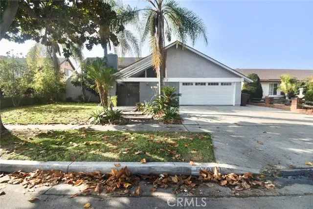 Single-family house For Sale in 1401, South Scarborough Lane, Anaheim, California