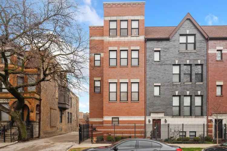 House For Sale in 834, East 48th Street, Chicago, Illinois