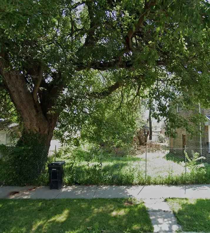 Land For Sale in 6739, South Rhodes Avenue, Chicago, Illinois