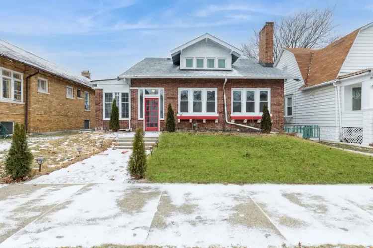 Single-family house For Sale in 11252, South Normal Avenue, Chicago, Illinois