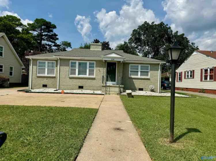 Single-family house For Sale in Huntsville, Alabama