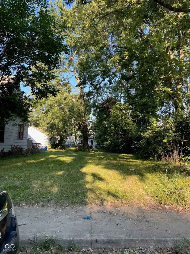 Land For Sale in 326, North Bradley Avenue, Indianapolis, Indiana