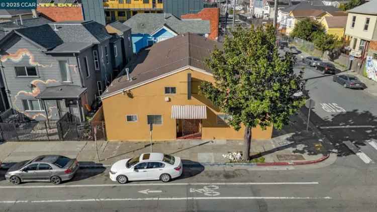 Multi-family house For Sale in 2325, Martin Luther King Junior Way, Oakland, California