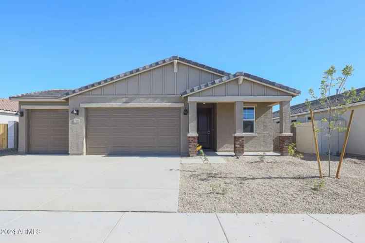 Single-family house For Sale in 3431, South 177th Avenue, Goodyear, Arizona