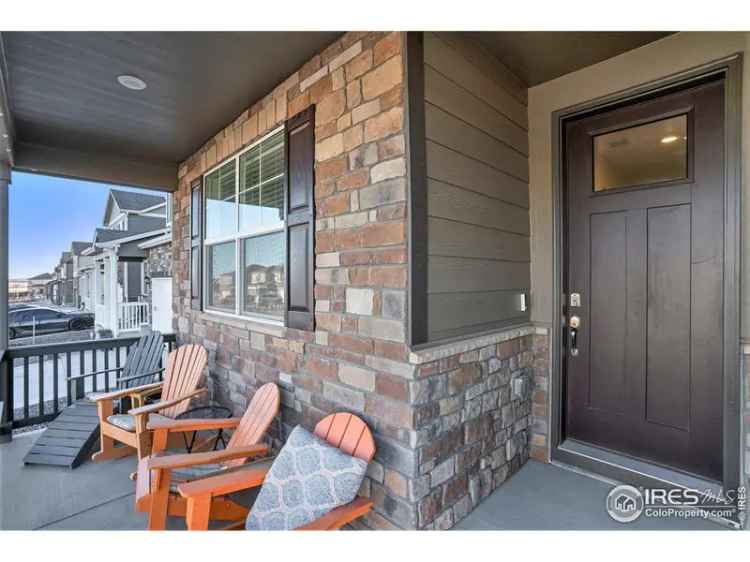 Single-family house For Sale in Johnstown, Colorado