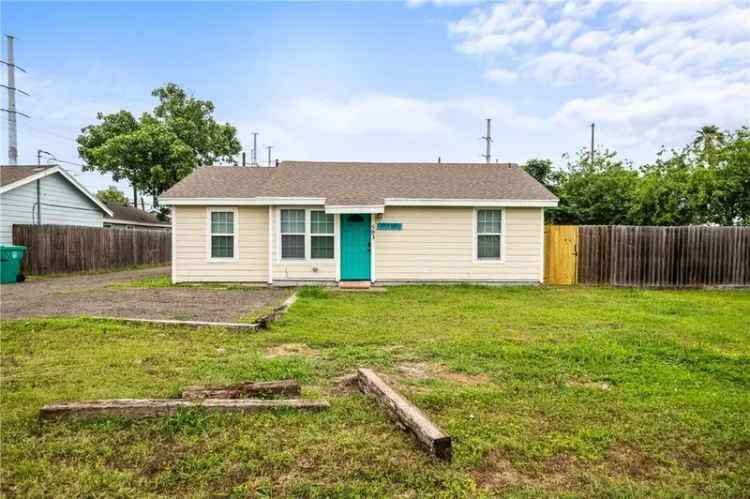 Single-family house For Sale in Crowley, Texas