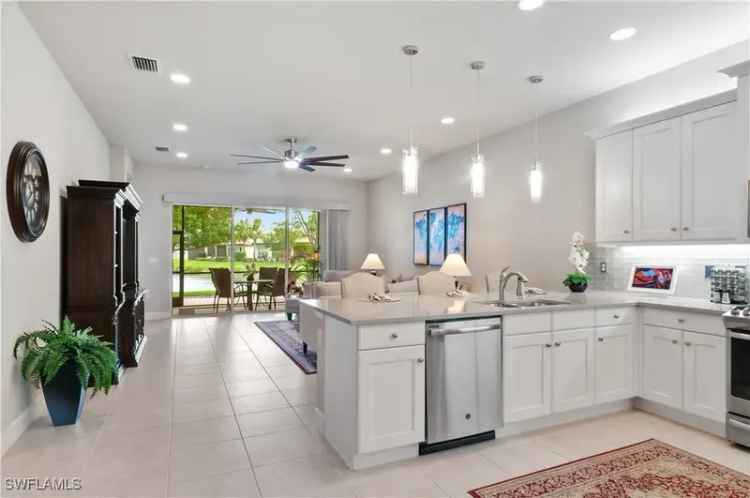 Single-family house For Sale in 28463, Burano Drive, Bonita Springs, Florida