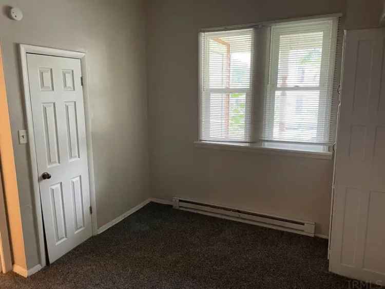 Multi-family house For Sale in 630, West Dewald Street, Fort Wayne, Indiana