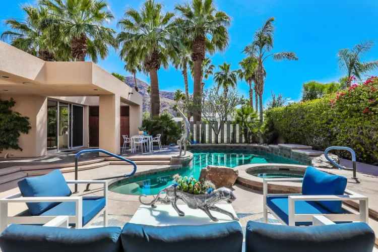 Single-family house For Sale in Indian Wells, California