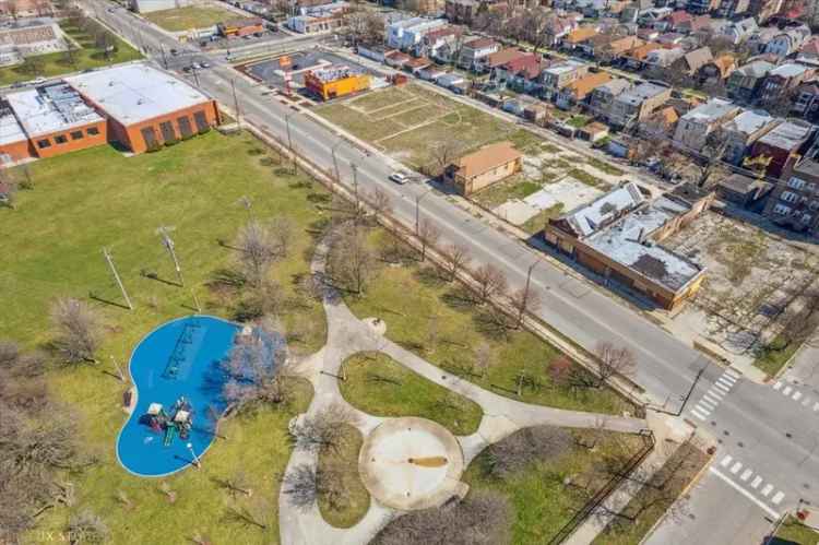 Land For Sale in 7639, South Racine Avenue, Chicago, Illinois